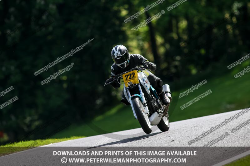 cadwell no limits trackday;cadwell park;cadwell park photographs;cadwell trackday photographs;enduro digital images;event digital images;eventdigitalimages;no limits trackdays;peter wileman photography;racing digital images;trackday digital images;trackday photos