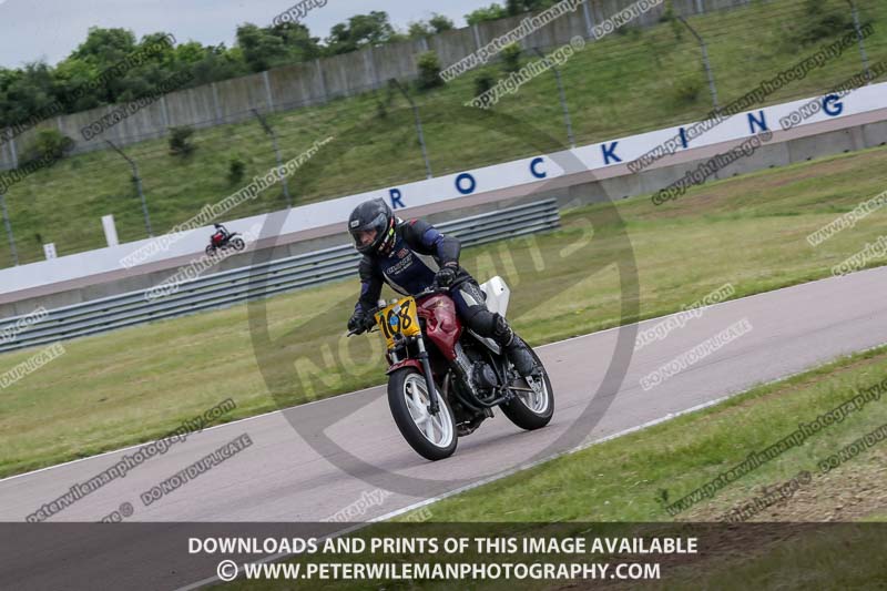 Rockingham no limits trackday;enduro digital images;event digital images;eventdigitalimages;no limits trackdays;peter wileman photography;racing digital images;rockingham raceway northamptonshire;rockingham trackday photographs;trackday digital images;trackday photos