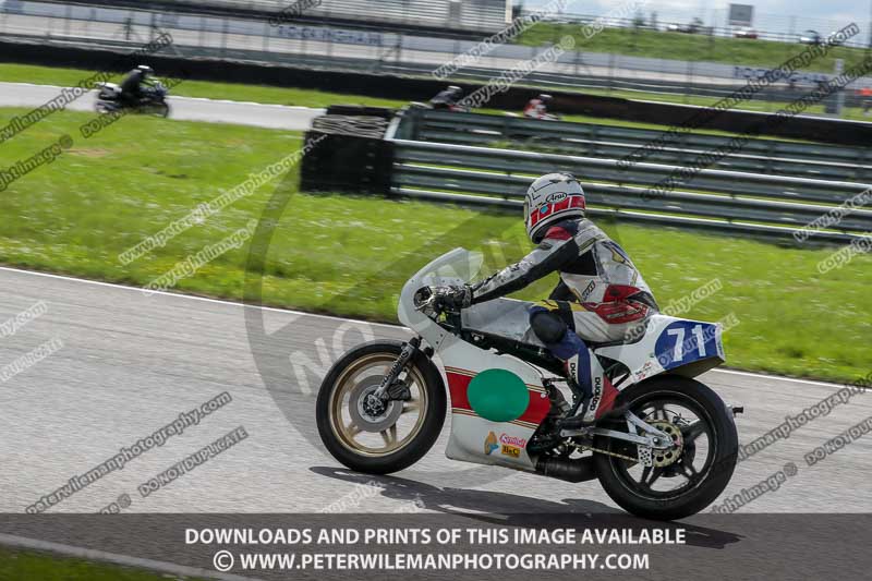 Rockingham no limits trackday;enduro digital images;event digital images;eventdigitalimages;no limits trackdays;peter wileman photography;racing digital images;rockingham raceway northamptonshire;rockingham trackday photographs;trackday digital images;trackday photos