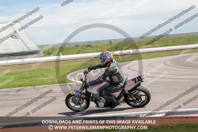 Rockingham no limits trackday;enduro digital images;event digital images;eventdigitalimages;no limits trackdays;peter wileman photography;racing digital images;rockingham raceway northamptonshire;rockingham trackday photographs;trackday digital images;trackday photos