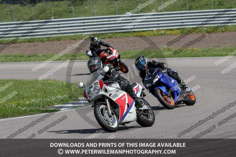 Rockingham no limits trackday;enduro digital images;event digital images;eventdigitalimages;no limits trackdays;peter wileman photography;racing digital images;rockingham raceway northamptonshire;rockingham trackday photographs;trackday digital images;trackday photos