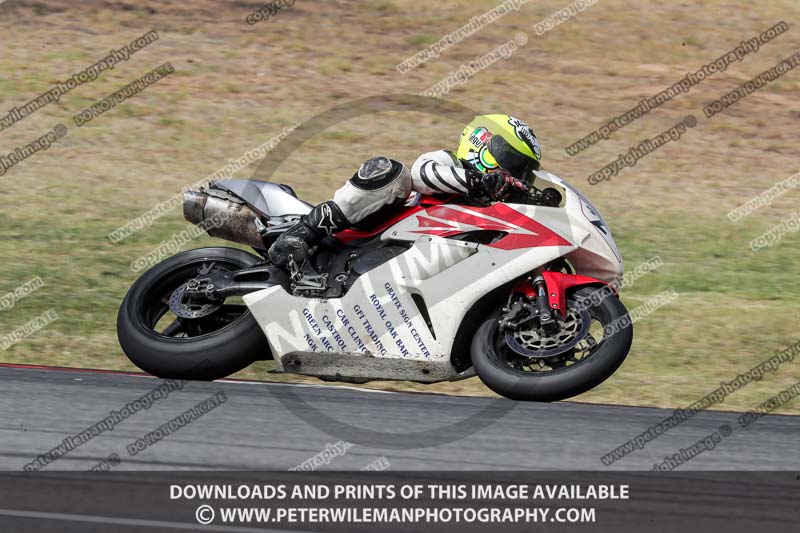 motorbikes;no limits;october 2017;peter wileman photography;portimao;portugal;trackday digital images