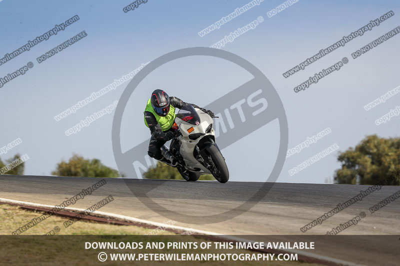 motorbikes;no limits;october 2017;peter wileman photography;portimao;portugal;trackday digital images