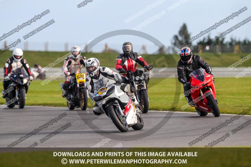 enduro digital images;event digital images;eventdigitalimages;no limits trackdays;peter wileman photography;racing digital images;snetterton;snetterton no limits trackday;snetterton photographs;snetterton trackday photographs;trackday digital images;trackday photos