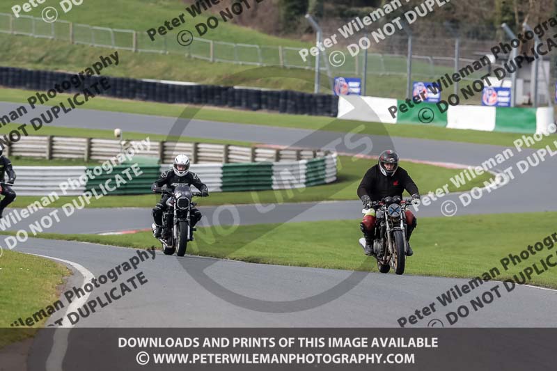 enduro digital images;event digital images;eventdigitalimages;mallory park;mallory park photographs;mallory park trackday;mallory park trackday photographs;no limits trackdays;peter wileman photography;racing digital images;trackday digital images;trackday photos