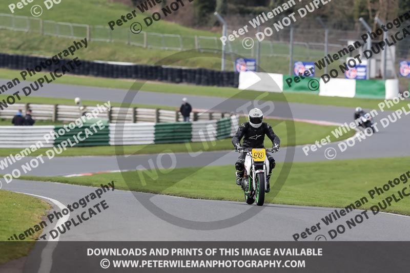 enduro digital images;event digital images;eventdigitalimages;mallory park;mallory park photographs;mallory park trackday;mallory park trackday photographs;no limits trackdays;peter wileman photography;racing digital images;trackday digital images;trackday photos