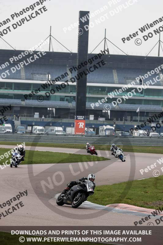 Rockingham no limits trackday;enduro digital images;event digital images;eventdigitalimages;no limits trackdays;peter wileman photography;racing digital images;rockingham raceway northamptonshire;rockingham trackday photographs;trackday digital images;trackday photos