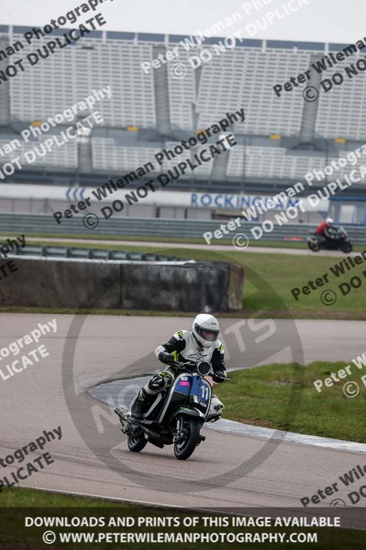 Rockingham no limits trackday;enduro digital images;event digital images;eventdigitalimages;no limits trackdays;peter wileman photography;racing digital images;rockingham raceway northamptonshire;rockingham trackday photographs;trackday digital images;trackday photos