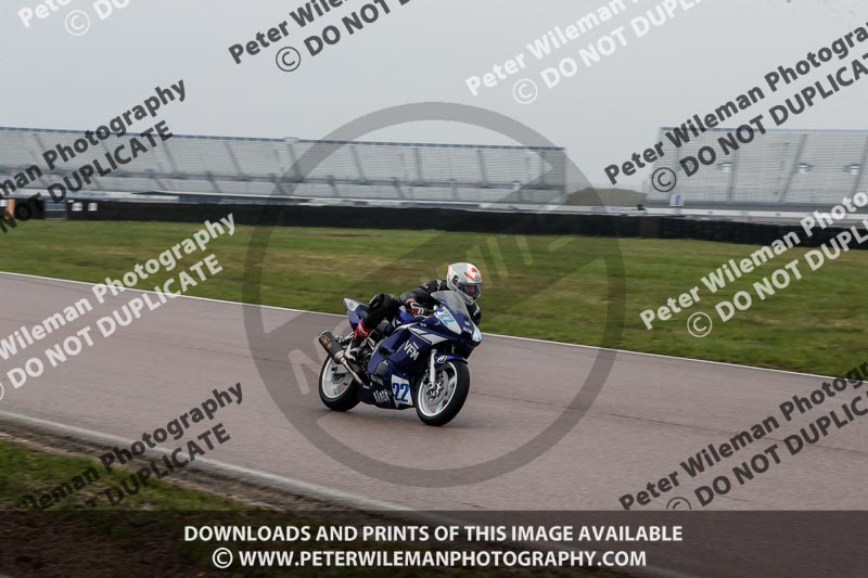 Rockingham no limits trackday;enduro digital images;event digital images;eventdigitalimages;no limits trackdays;peter wileman photography;racing digital images;rockingham raceway northamptonshire;rockingham trackday photographs;trackday digital images;trackday photos