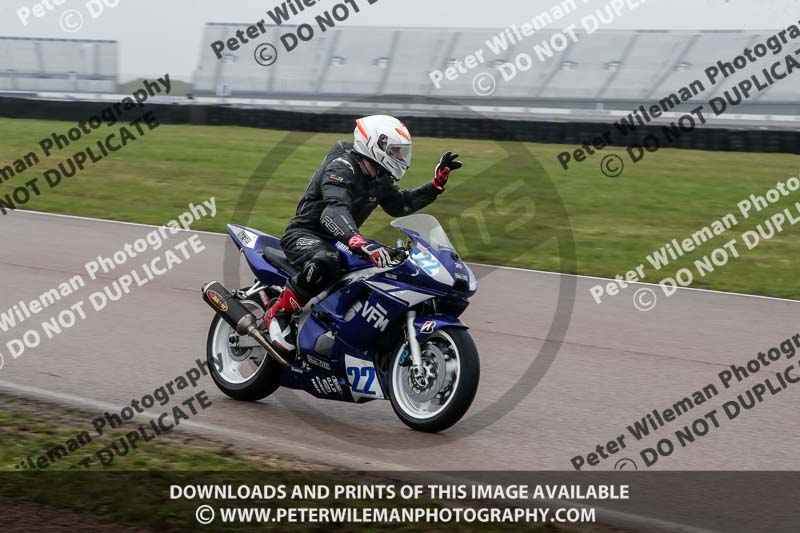 Rockingham no limits trackday;enduro digital images;event digital images;eventdigitalimages;no limits trackdays;peter wileman photography;racing digital images;rockingham raceway northamptonshire;rockingham trackday photographs;trackday digital images;trackday photos