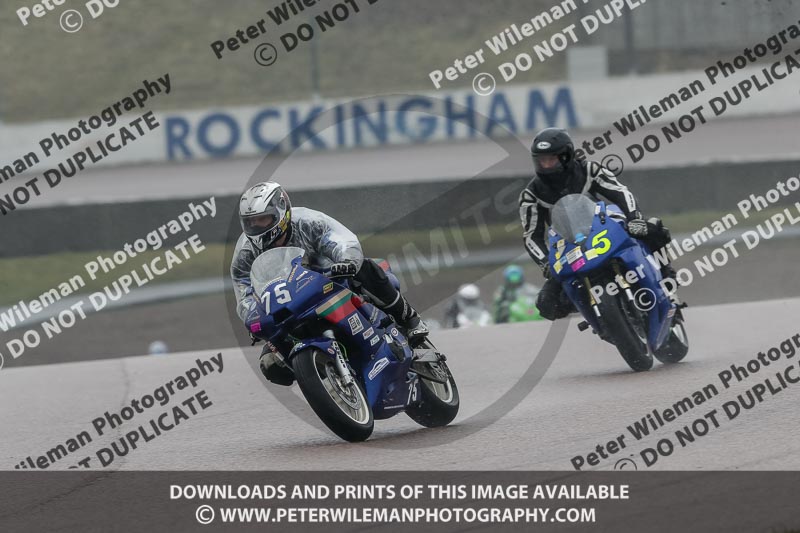 Rockingham no limits trackday;enduro digital images;event digital images;eventdigitalimages;no limits trackdays;peter wileman photography;racing digital images;rockingham raceway northamptonshire;rockingham trackday photographs;trackday digital images;trackday photos