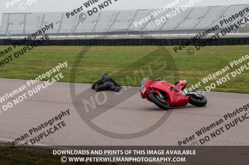 Rockingham no limits trackday;enduro digital images;event digital images;eventdigitalimages;no limits trackdays;peter wileman photography;racing digital images;rockingham raceway northamptonshire;rockingham trackday photographs;trackday digital images;trackday photos