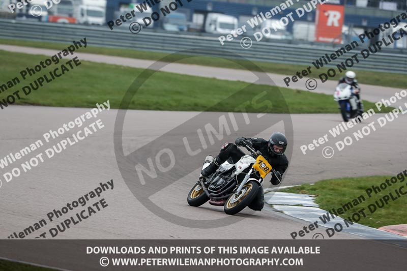 Rockingham no limits trackday;enduro digital images;event digital images;eventdigitalimages;no limits trackdays;peter wileman photography;racing digital images;rockingham raceway northamptonshire;rockingham trackday photographs;trackday digital images;trackday photos