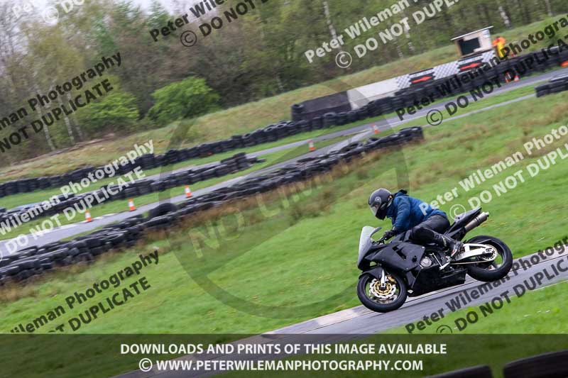 Three Sisters;Three Sisters photographs;Three Sisters trackday photographs;enduro digital images;event digital images;eventdigitalimages;lydden no limits trackday;no limits trackdays;peter wileman photography;racing digital images;trackday digital images;trackday photos