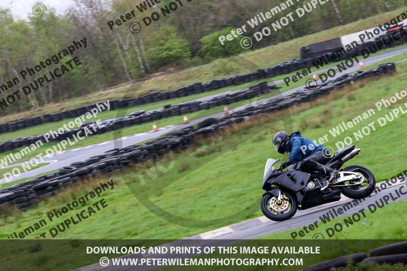 Three Sisters;Three Sisters photographs;Three Sisters trackday photographs;enduro digital images;event digital images;eventdigitalimages;lydden no limits trackday;no limits trackdays;peter wileman photography;racing digital images;trackday digital images;trackday photos