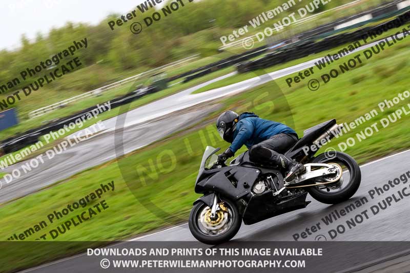 Three Sisters;Three Sisters photographs;Three Sisters trackday photographs;enduro digital images;event digital images;eventdigitalimages;lydden no limits trackday;no limits trackdays;peter wileman photography;racing digital images;trackday digital images;trackday photos