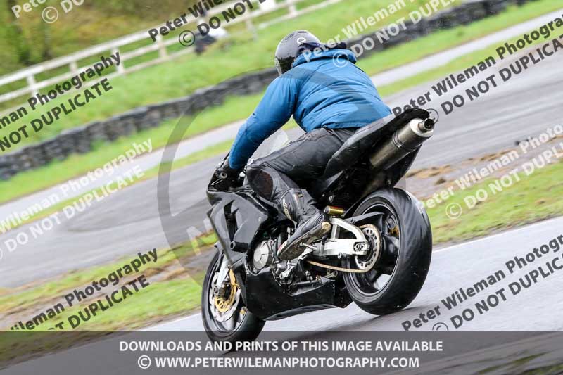 Three Sisters;Three Sisters photographs;Three Sisters trackday photographs;enduro digital images;event digital images;eventdigitalimages;lydden no limits trackday;no limits trackdays;peter wileman photography;racing digital images;trackday digital images;trackday photos