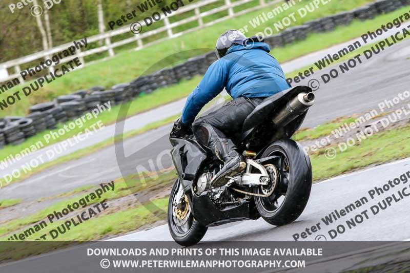 Three Sisters;Three Sisters photographs;Three Sisters trackday photographs;enduro digital images;event digital images;eventdigitalimages;lydden no limits trackday;no limits trackdays;peter wileman photography;racing digital images;trackday digital images;trackday photos