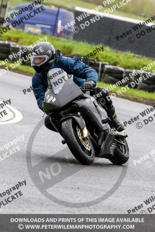 Three Sisters;Three Sisters photographs;Three Sisters trackday photographs;enduro digital images;event digital images;eventdigitalimages;lydden no limits trackday;no limits trackdays;peter wileman photography;racing digital images;trackday digital images;trackday photos