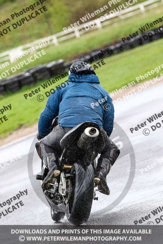 Three Sisters;Three Sisters photographs;Three Sisters trackday photographs;enduro digital images;event digital images;eventdigitalimages;lydden no limits trackday;no limits trackdays;peter wileman photography;racing digital images;trackday digital images;trackday photos