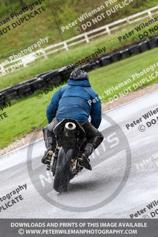 Three Sisters;Three Sisters photographs;Three Sisters trackday photographs;enduro digital images;event digital images;eventdigitalimages;lydden no limits trackday;no limits trackdays;peter wileman photography;racing digital images;trackday digital images;trackday photos