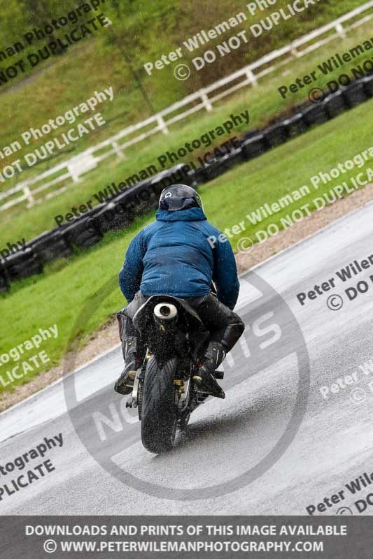 Three Sisters;Three Sisters photographs;Three Sisters trackday photographs;enduro digital images;event digital images;eventdigitalimages;lydden no limits trackday;no limits trackdays;peter wileman photography;racing digital images;trackday digital images;trackday photos