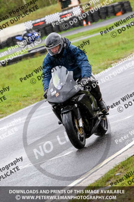 Three Sisters;Three Sisters photographs;Three Sisters trackday photographs;enduro digital images;event digital images;eventdigitalimages;lydden no limits trackday;no limits trackdays;peter wileman photography;racing digital images;trackday digital images;trackday photos