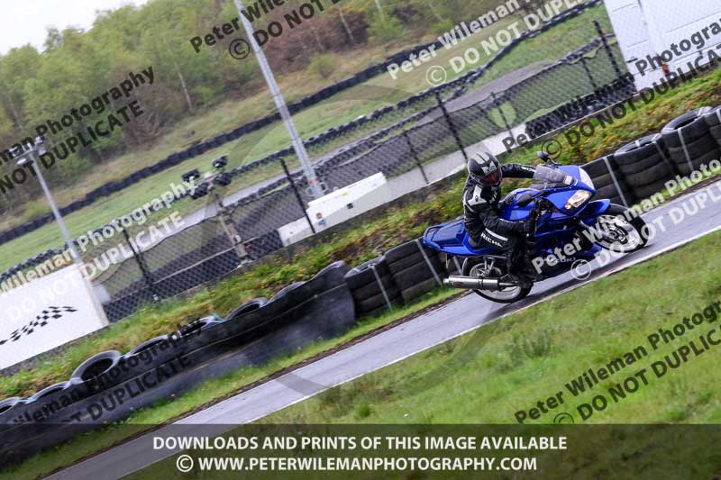 Three Sisters;Three Sisters photographs;Three Sisters trackday photographs;enduro digital images;event digital images;eventdigitalimages;lydden no limits trackday;no limits trackdays;peter wileman photography;racing digital images;trackday digital images;trackday photos