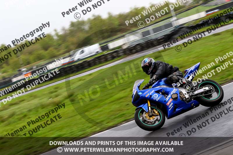 Three Sisters;Three Sisters photographs;Three Sisters trackday photographs;enduro digital images;event digital images;eventdigitalimages;lydden no limits trackday;no limits trackdays;peter wileman photography;racing digital images;trackday digital images;trackday photos