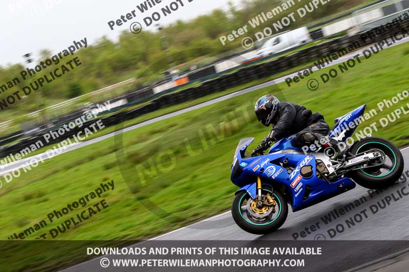 Three Sisters;Three Sisters photographs;Three Sisters trackday photographs;enduro digital images;event digital images;eventdigitalimages;lydden no limits trackday;no limits trackdays;peter wileman photography;racing digital images;trackday digital images;trackday photos