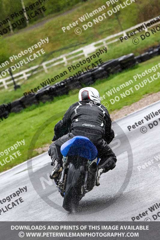 Three Sisters;Three Sisters photographs;Three Sisters trackday photographs;enduro digital images;event digital images;eventdigitalimages;lydden no limits trackday;no limits trackdays;peter wileman photography;racing digital images;trackday digital images;trackday photos