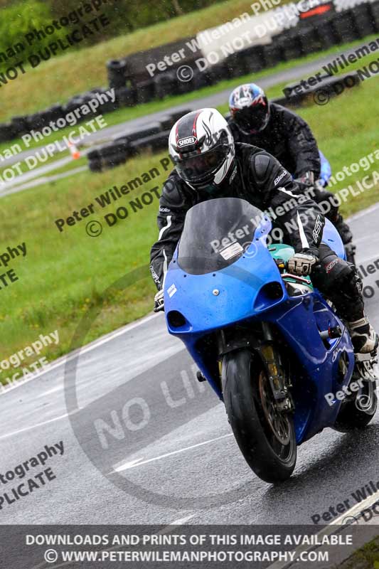 Three Sisters;Three Sisters photographs;Three Sisters trackday photographs;enduro digital images;event digital images;eventdigitalimages;lydden no limits trackday;no limits trackdays;peter wileman photography;racing digital images;trackday digital images;trackday photos