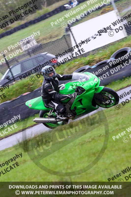 Three Sisters;Three Sisters photographs;Three Sisters trackday photographs;enduro digital images;event digital images;eventdigitalimages;lydden no limits trackday;no limits trackdays;peter wileman photography;racing digital images;trackday digital images;trackday photos