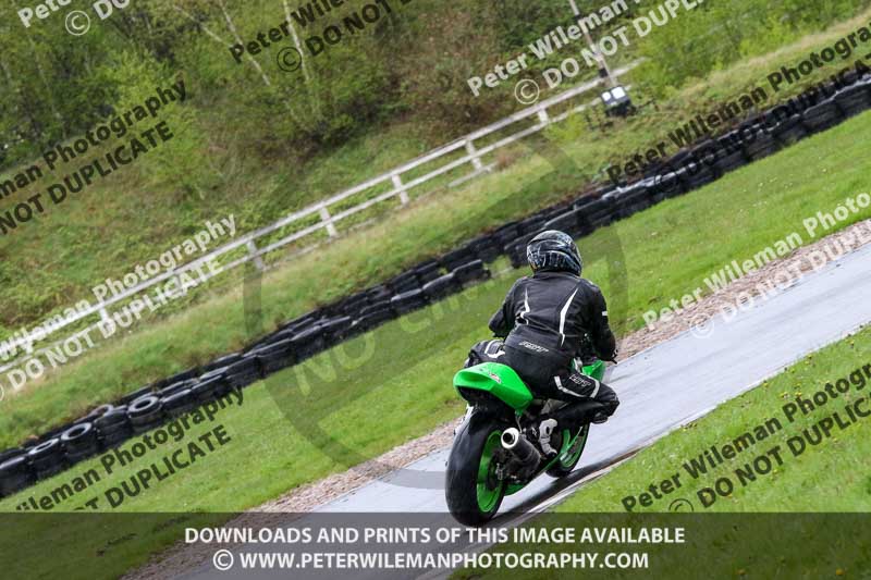 Three Sisters;Three Sisters photographs;Three Sisters trackday photographs;enduro digital images;event digital images;eventdigitalimages;lydden no limits trackday;no limits trackdays;peter wileman photography;racing digital images;trackday digital images;trackday photos