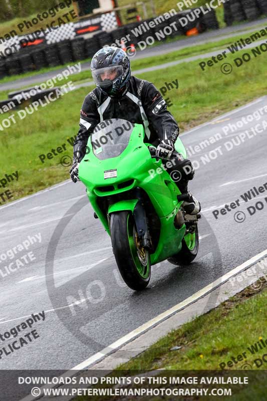 Three Sisters;Three Sisters photographs;Three Sisters trackday photographs;enduro digital images;event digital images;eventdigitalimages;lydden no limits trackday;no limits trackdays;peter wileman photography;racing digital images;trackday digital images;trackday photos