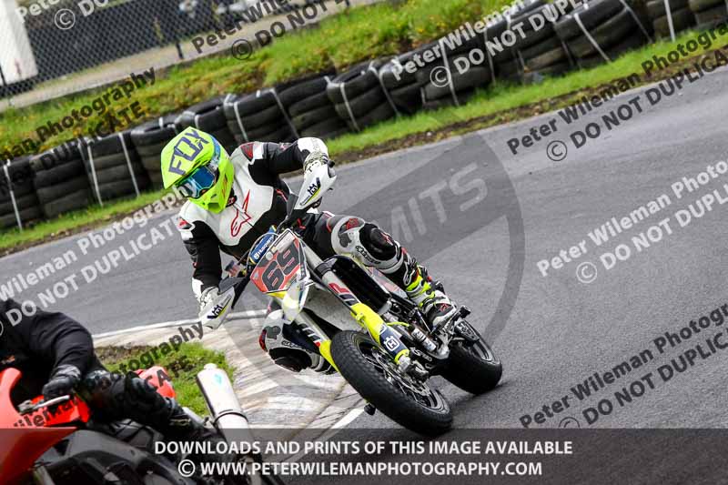 Three Sisters;Three Sisters photographs;Three Sisters trackday photographs;enduro digital images;event digital images;eventdigitalimages;lydden no limits trackday;no limits trackdays;peter wileman photography;racing digital images;trackday digital images;trackday photos