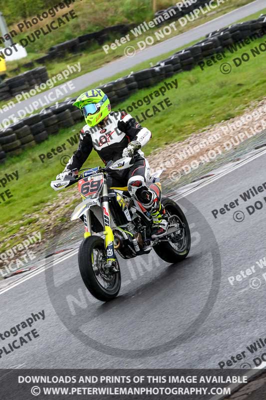 Three Sisters;Three Sisters photographs;Three Sisters trackday photographs;enduro digital images;event digital images;eventdigitalimages;lydden no limits trackday;no limits trackdays;peter wileman photography;racing digital images;trackday digital images;trackday photos