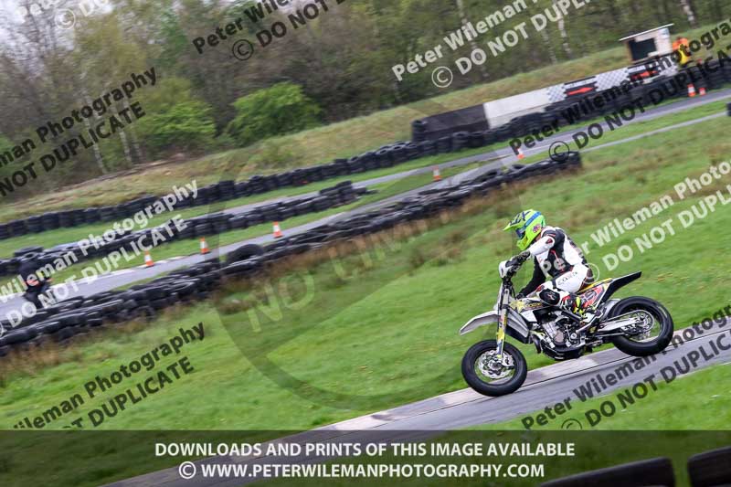 Three Sisters;Three Sisters photographs;Three Sisters trackday photographs;enduro digital images;event digital images;eventdigitalimages;lydden no limits trackday;no limits trackdays;peter wileman photography;racing digital images;trackday digital images;trackday photos