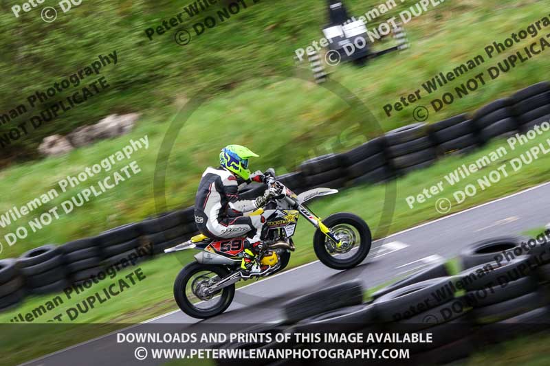 Three Sisters;Three Sisters photographs;Three Sisters trackday photographs;enduro digital images;event digital images;eventdigitalimages;lydden no limits trackday;no limits trackdays;peter wileman photography;racing digital images;trackday digital images;trackday photos