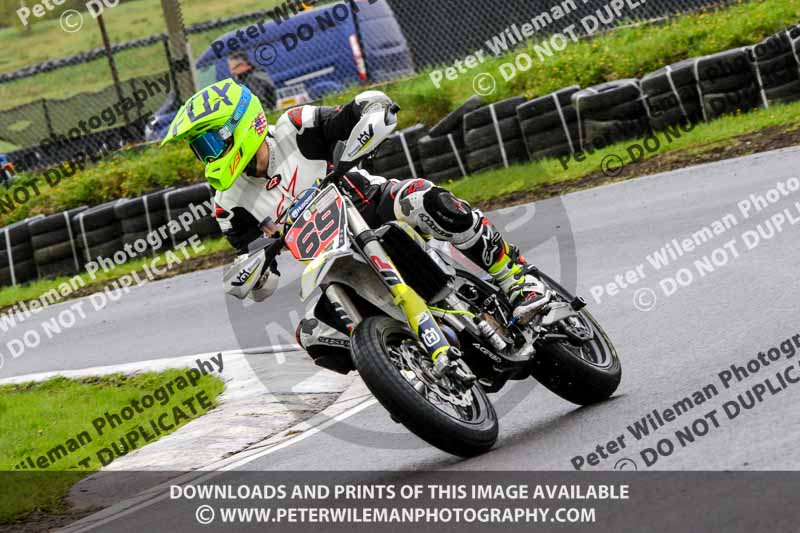 Three Sisters;Three Sisters photographs;Three Sisters trackday photographs;enduro digital images;event digital images;eventdigitalimages;lydden no limits trackday;no limits trackdays;peter wileman photography;racing digital images;trackday digital images;trackday photos