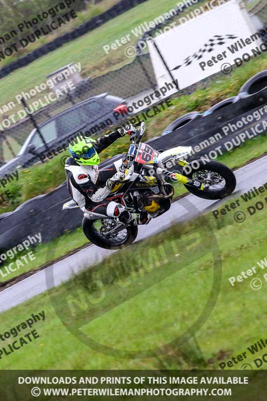 Three Sisters;Three Sisters photographs;Three Sisters trackday photographs;enduro digital images;event digital images;eventdigitalimages;lydden no limits trackday;no limits trackdays;peter wileman photography;racing digital images;trackday digital images;trackday photos