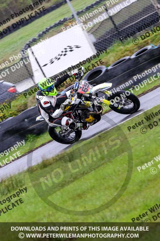 Three Sisters;Three Sisters photographs;Three Sisters trackday photographs;enduro digital images;event digital images;eventdigitalimages;lydden no limits trackday;no limits trackdays;peter wileman photography;racing digital images;trackday digital images;trackday photos