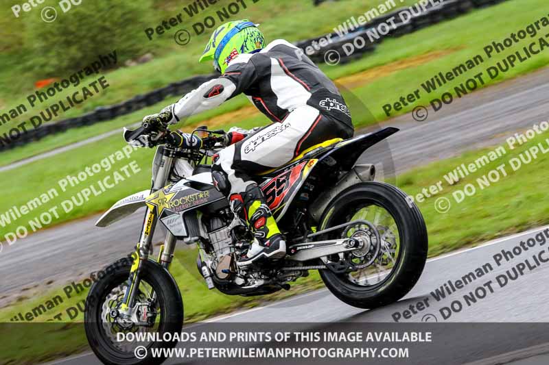 Three Sisters;Three Sisters photographs;Three Sisters trackday photographs;enduro digital images;event digital images;eventdigitalimages;lydden no limits trackday;no limits trackdays;peter wileman photography;racing digital images;trackday digital images;trackday photos