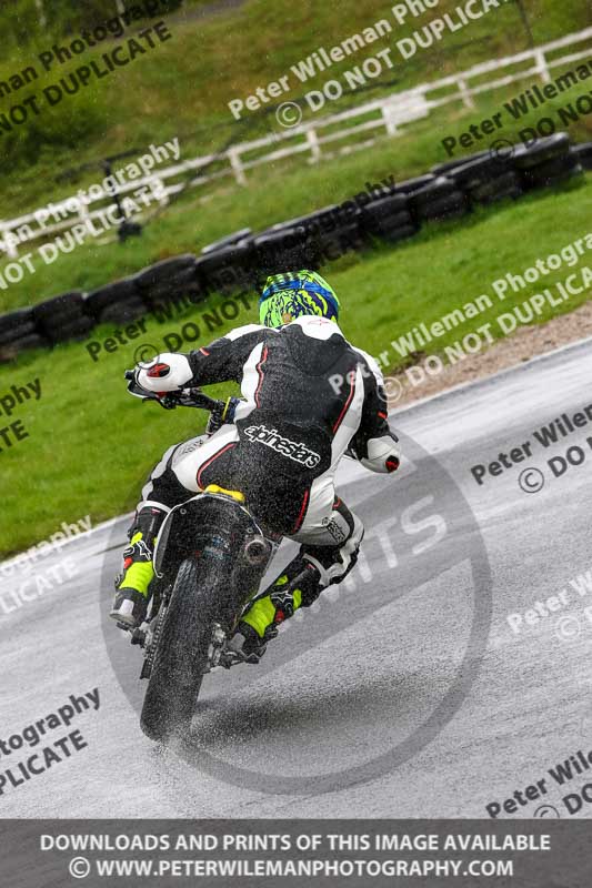 Three Sisters;Three Sisters photographs;Three Sisters trackday photographs;enduro digital images;event digital images;eventdigitalimages;lydden no limits trackday;no limits trackdays;peter wileman photography;racing digital images;trackday digital images;trackday photos