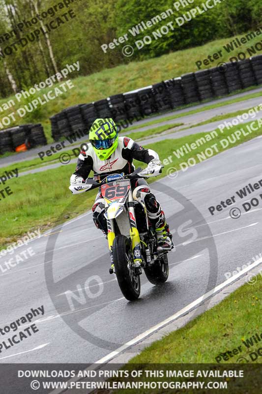 Three Sisters;Three Sisters photographs;Three Sisters trackday photographs;enduro digital images;event digital images;eventdigitalimages;lydden no limits trackday;no limits trackdays;peter wileman photography;racing digital images;trackday digital images;trackday photos