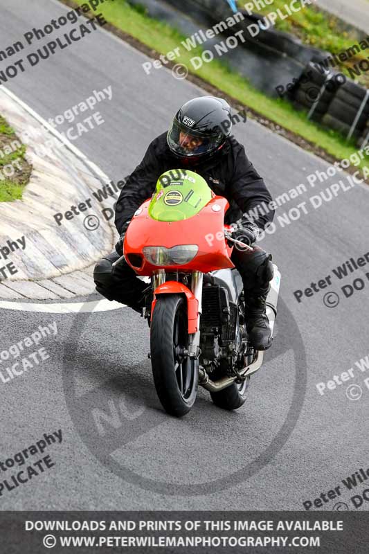 Three Sisters;Three Sisters photographs;Three Sisters trackday photographs;enduro digital images;event digital images;eventdigitalimages;lydden no limits trackday;no limits trackdays;peter wileman photography;racing digital images;trackday digital images;trackday photos