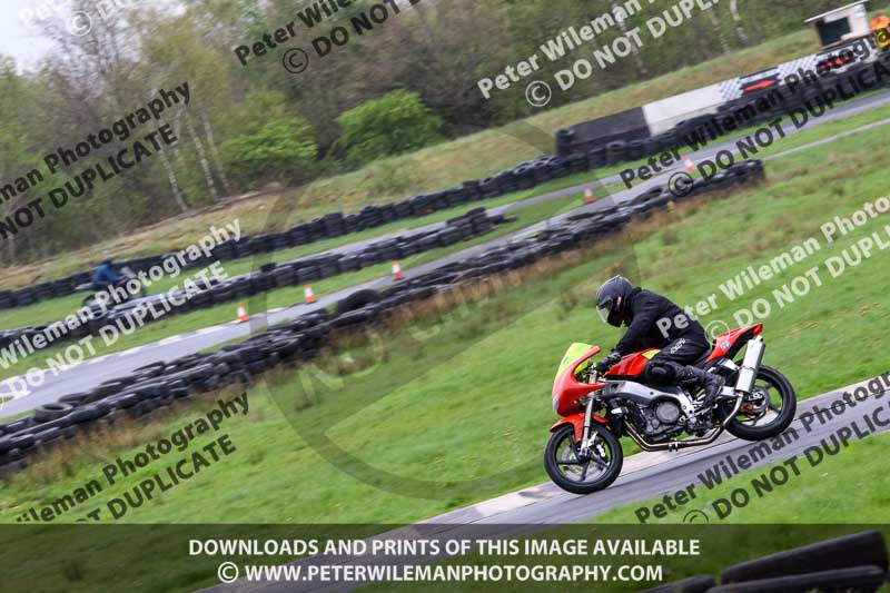 Three Sisters;Three Sisters photographs;Three Sisters trackday photographs;enduro digital images;event digital images;eventdigitalimages;lydden no limits trackday;no limits trackdays;peter wileman photography;racing digital images;trackday digital images;trackday photos