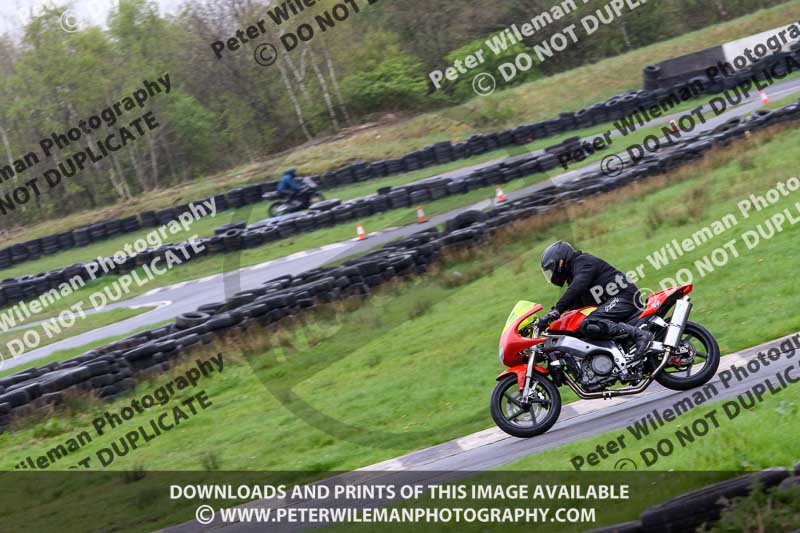 Three Sisters;Three Sisters photographs;Three Sisters trackday photographs;enduro digital images;event digital images;eventdigitalimages;lydden no limits trackday;no limits trackdays;peter wileman photography;racing digital images;trackday digital images;trackday photos