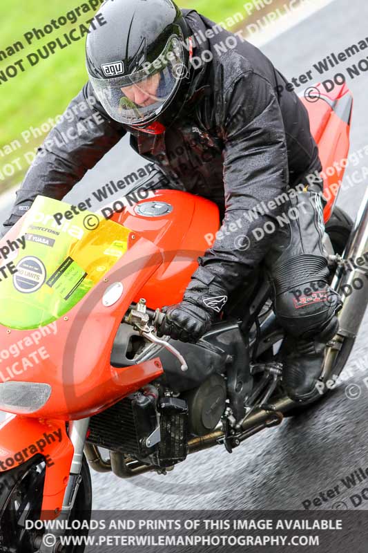 Three Sisters;Three Sisters photographs;Three Sisters trackday photographs;enduro digital images;event digital images;eventdigitalimages;lydden no limits trackday;no limits trackdays;peter wileman photography;racing digital images;trackday digital images;trackday photos