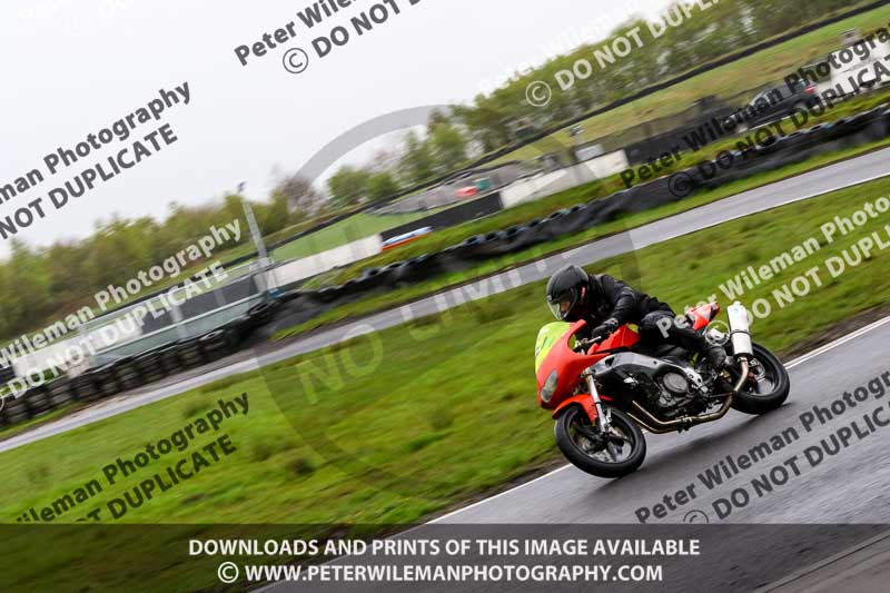 Three Sisters;Three Sisters photographs;Three Sisters trackday photographs;enduro digital images;event digital images;eventdigitalimages;lydden no limits trackday;no limits trackdays;peter wileman photography;racing digital images;trackday digital images;trackday photos